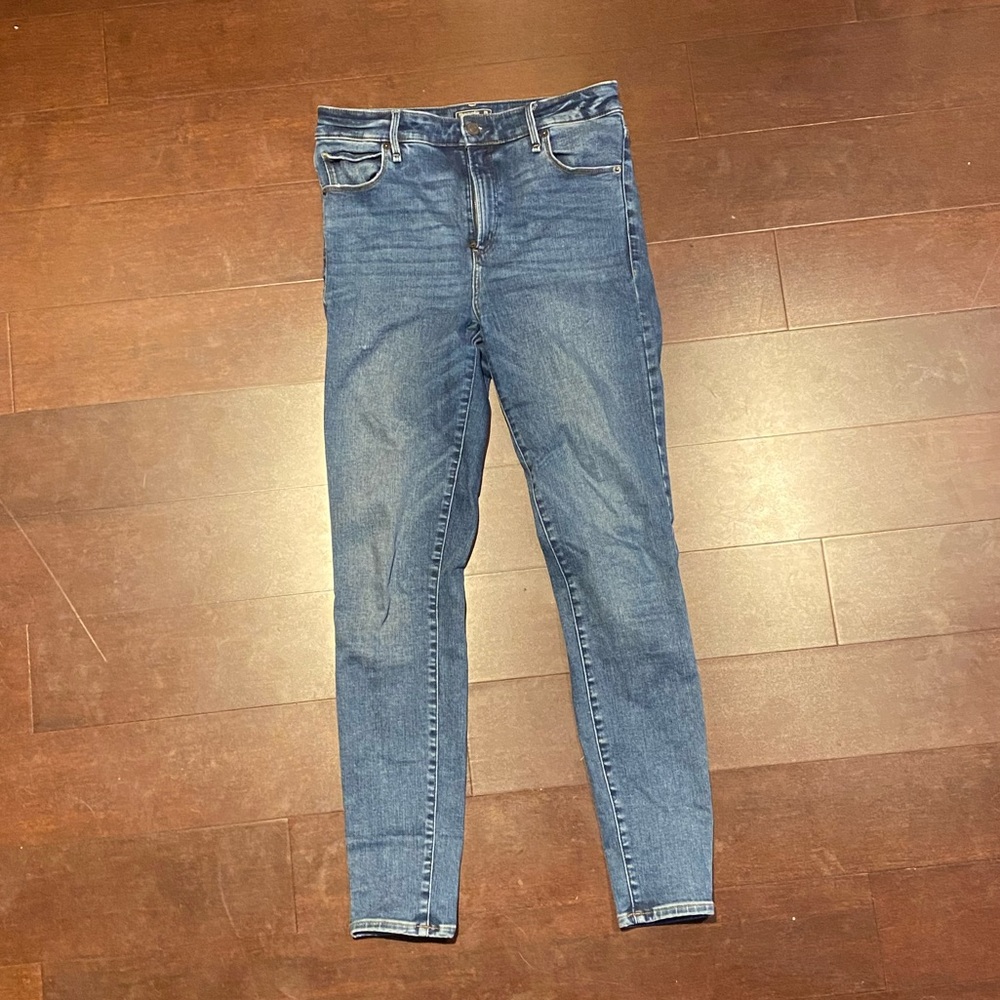 Abercrombie Simone High Rise Super Skinny Jeans Size 28/6